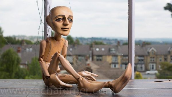 Original custom marionette by Axamarionettes